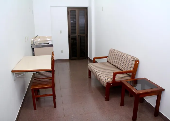 Mabruk Barretos Apart Hotel